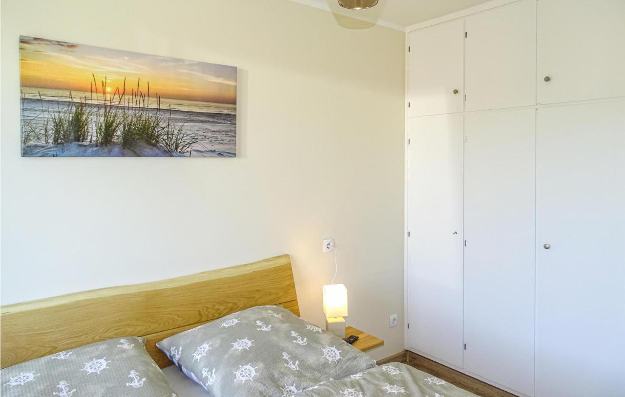 Lovely Apartment In Buesum With Kitchen Büsum Exterior foto